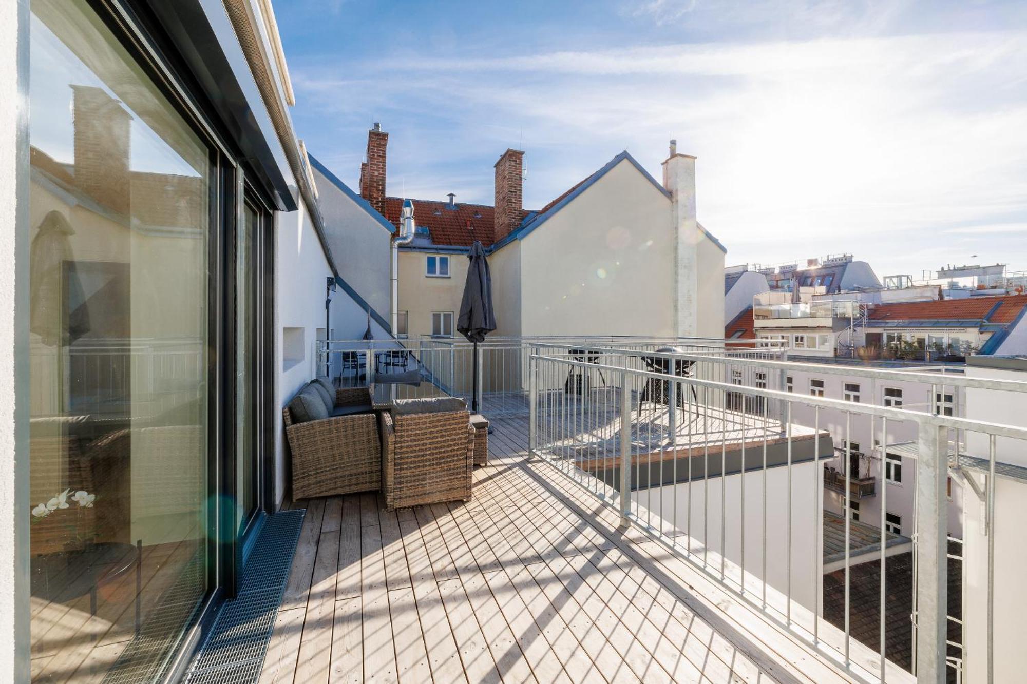 Symphony Apartments 41 - Modern Loft With Terrace And Grill In Central Location Vienna Exterior photo